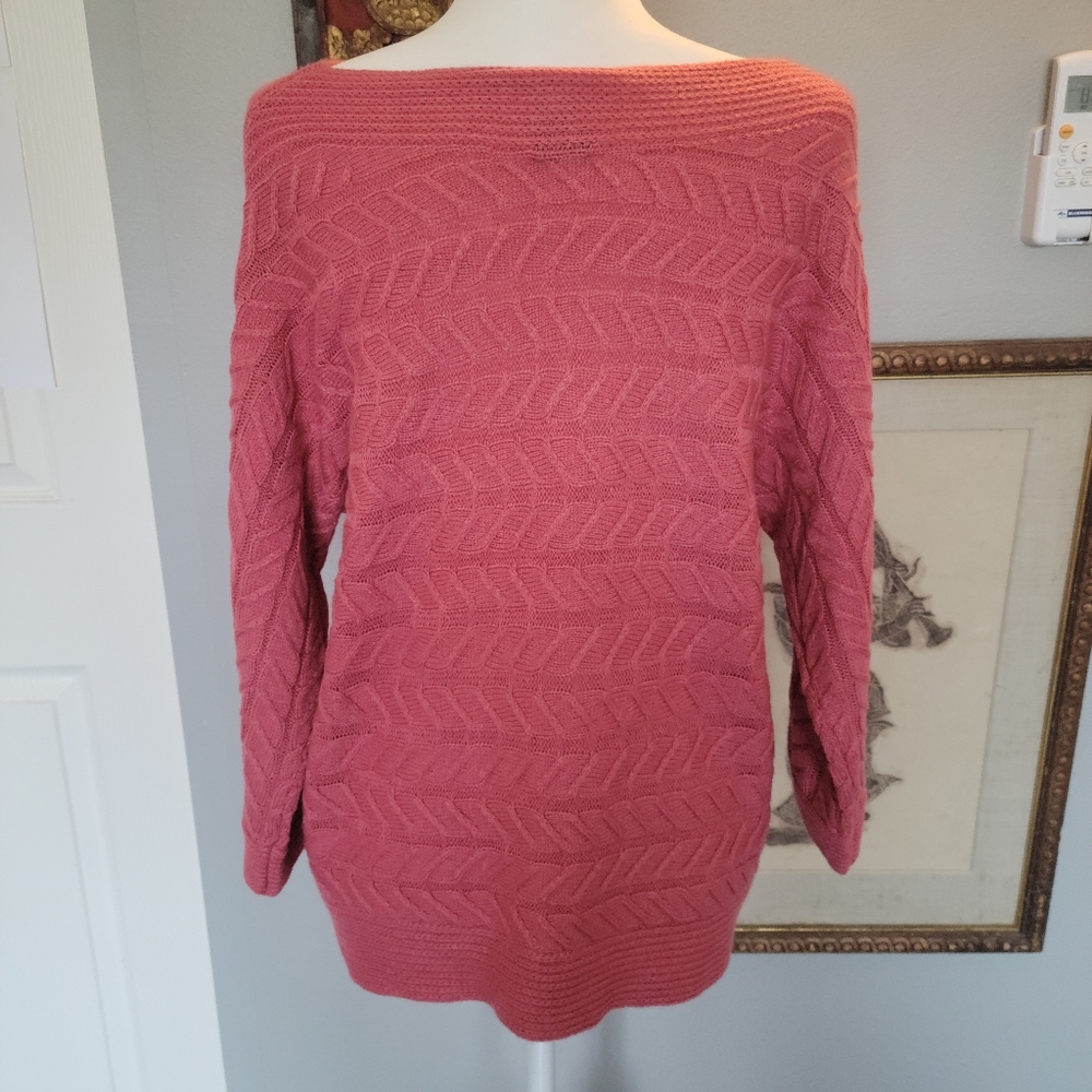 Sweater - Picture 4 of 5